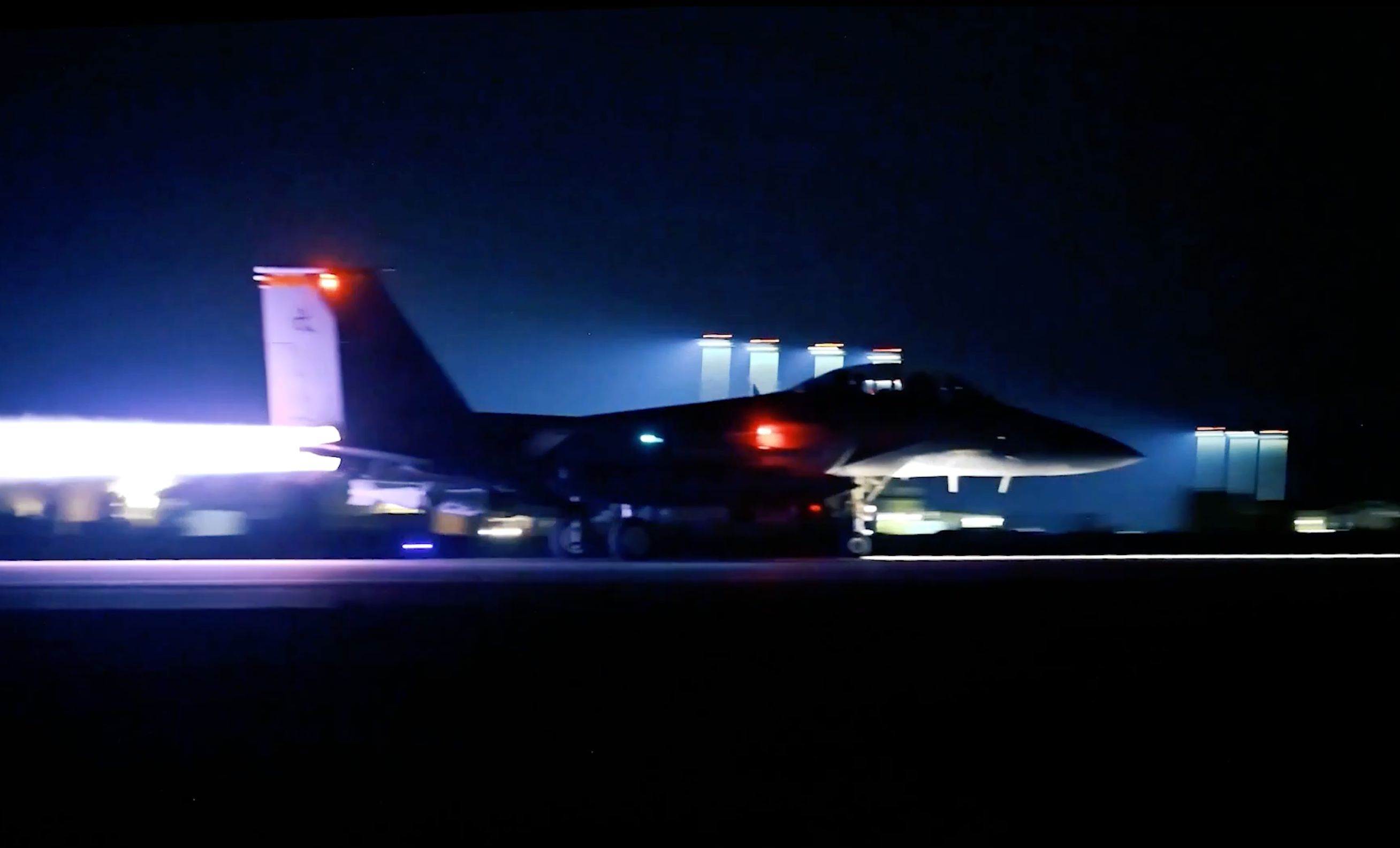 US strikes, Hormuz clashes push Iran deal to brink