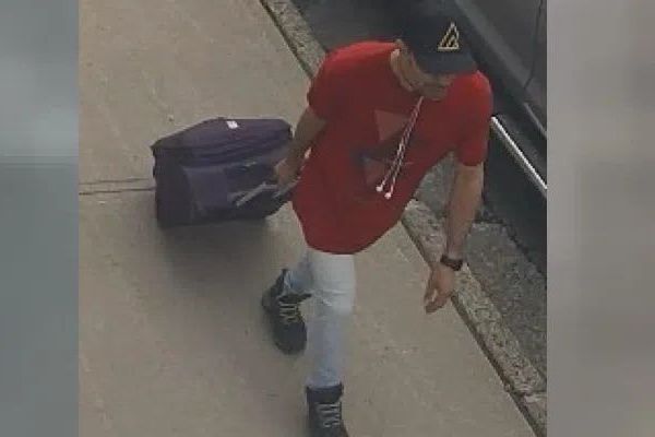 العثور على جثة مشوهة لامرأة إيرانية في حقيبة سفر بكندا