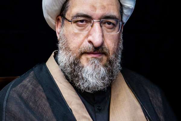 نماینده خامنهای در آذربایجان شرقی: کارهای نادرست در زمینه خرید دلار و طلا نکنید