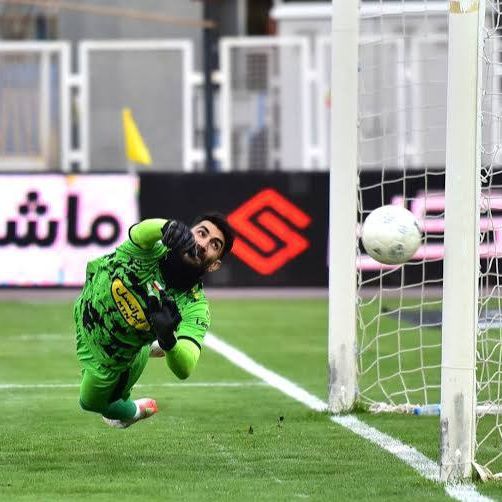 سیو پنالتی و سه امتیاز سوغات از سیرجان؛ پرسپولیس با سوپرگل به صدرنشینی ادامه داد