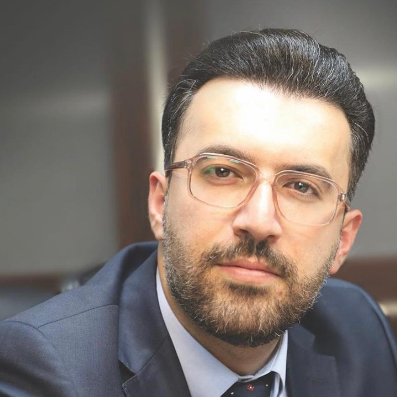 ممانعت قاضی صلواتی از حضور وکیل انتخابی یکی از متهمان پرونده شهرک اکباتان در دادگاه