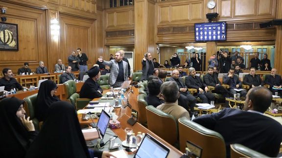 شورش در شورای شهر تهران؛ مدیران قالیباف در مقابل زاکانی