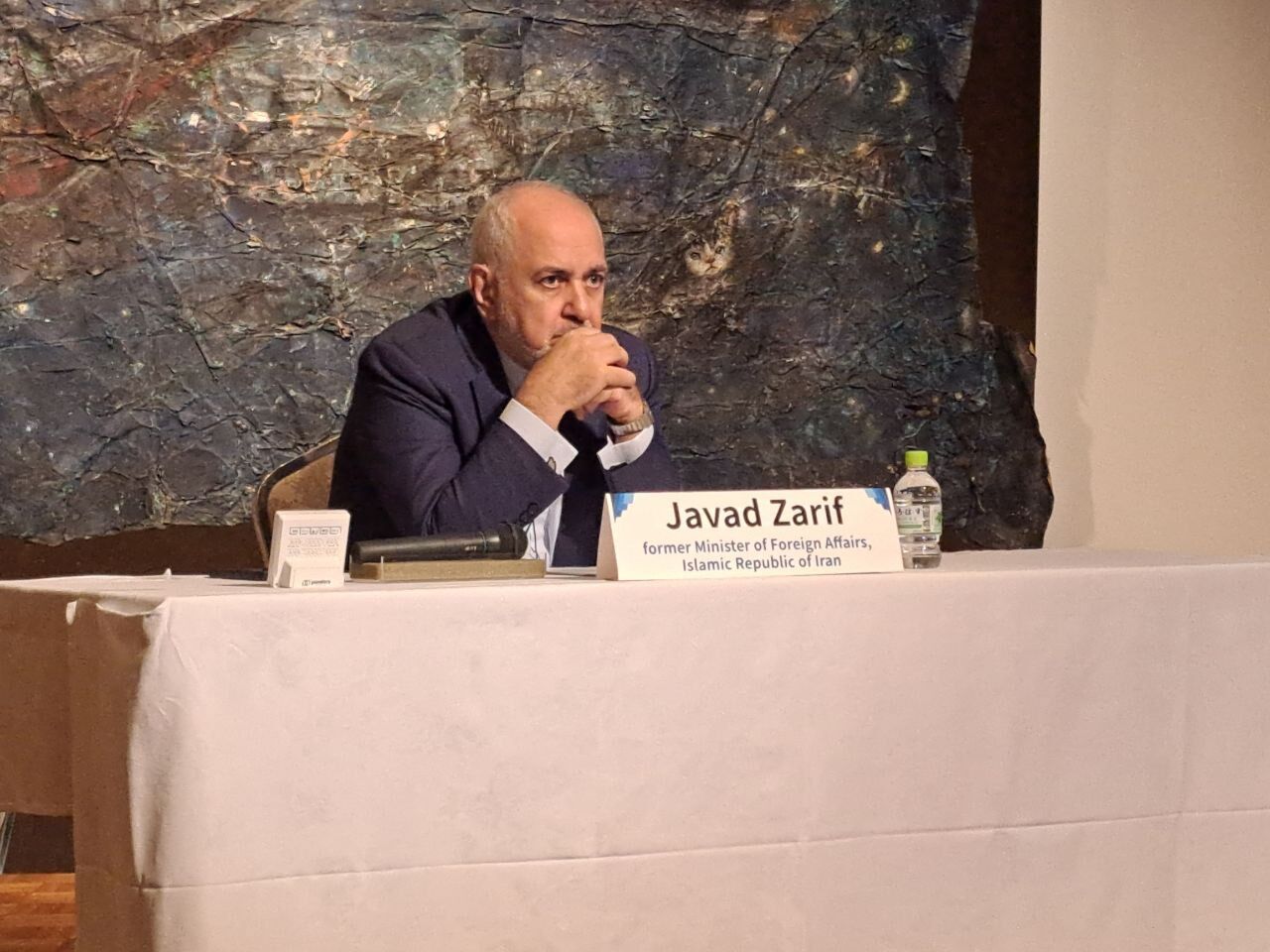 Swollen US defense budget failed to chastise Iran, Zarif says