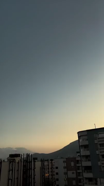 فریاد «جاوید شاه» همزمان با تحویل سال در شیراز طنین‌انداز شد