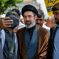 بلومبرگ: مجتبی خامنهای چگونه یک امپراتوری جهانی املاک ساخت
