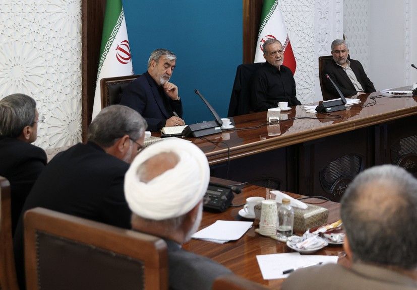 رییس کمیسیون امنیت ملی مجلس: سخنان غیرتخصصی پزشکیان و تضعیف قدرت دفاعی کشور خطاست