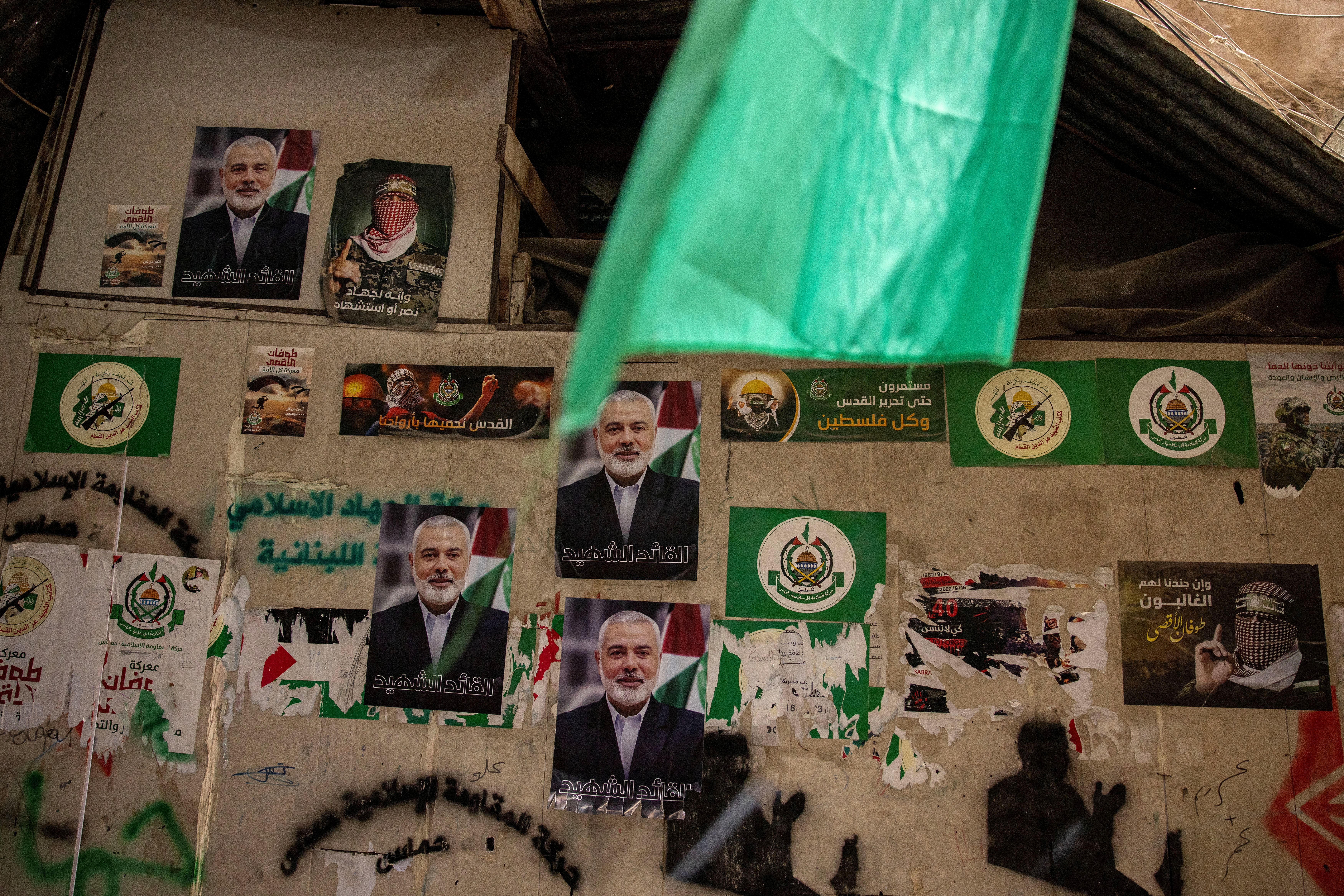 Russia stops night-time flights to Israel as IRGC insists on retaliatory attack