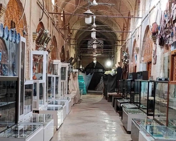 روزنامه شرق در سرمقاله خود به شواهدی از «حرکت به سمت رکود» در ایران پرداخت