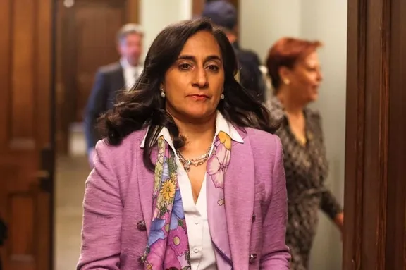 Canadian foreign minister calls for regime change in Iran