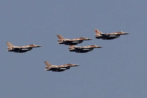 لمواجهة "هجوم إيراني وشيك".. القوات الجوية الإسرائيلية تلغي إجازات جميع طياريها وموظفيها