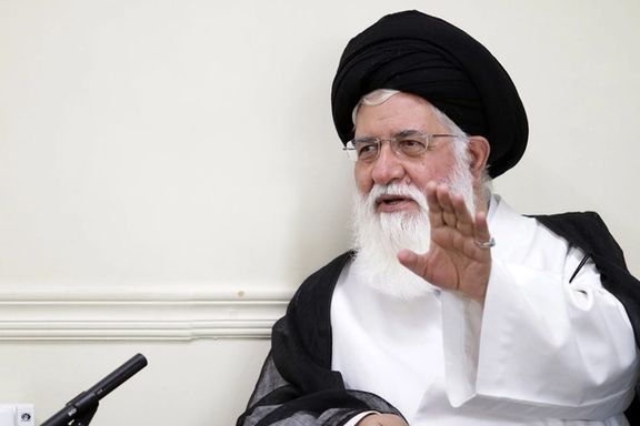 نماینده خامنهای در خراسان رضوی: ویژگی مسئولان ما این است که دزد را شناسایی میکنند