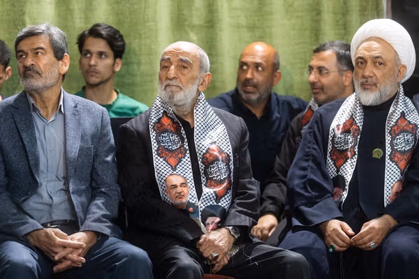 Who in Tehran is opposing a deal with Washington?