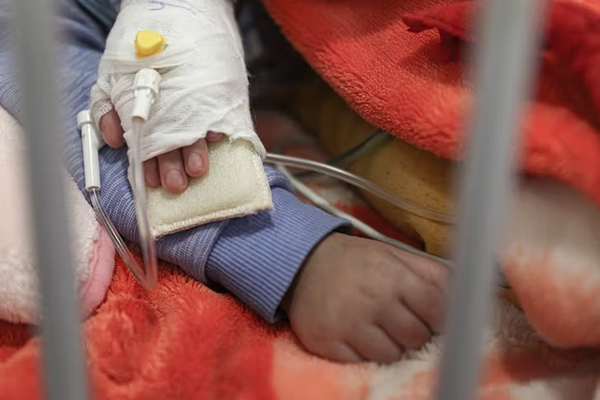 Iran’s top medical official warns of looming shortage of pediatricians