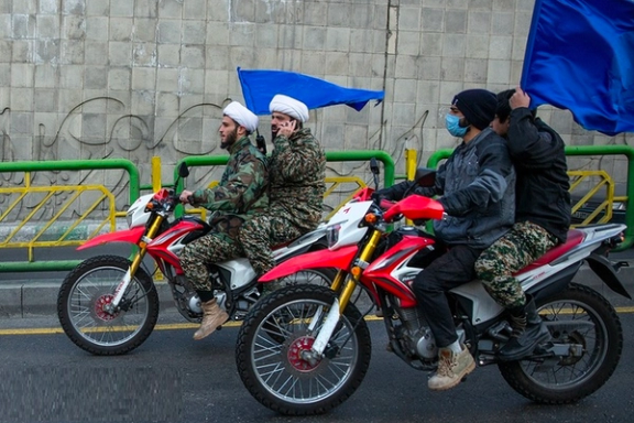 ابراهیم رئیسی: نیروهای بسیجی آلام مردم را کاهش میدهند