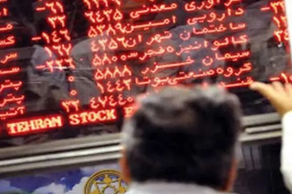 غرفة تجارة طهران: نحتاج 14 عامًا ليصل معدل الاستثمار السنوي إلى مستوى عام 2011