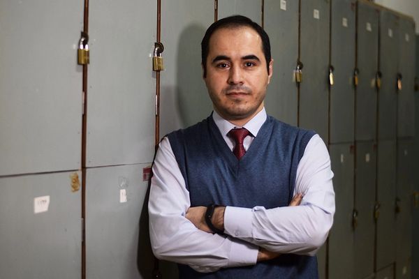 Arrest Of Iranian Internet Activist Leads To Social Media Storm