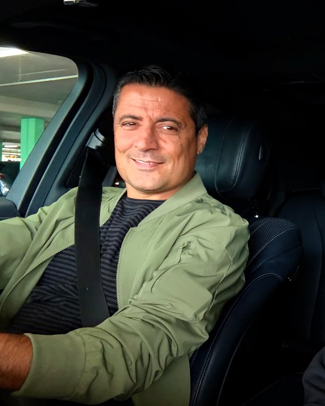 علیرضا فغانی: می‌بینم آن شکفتن شادی را، جشن بزرگ روز آزادی را