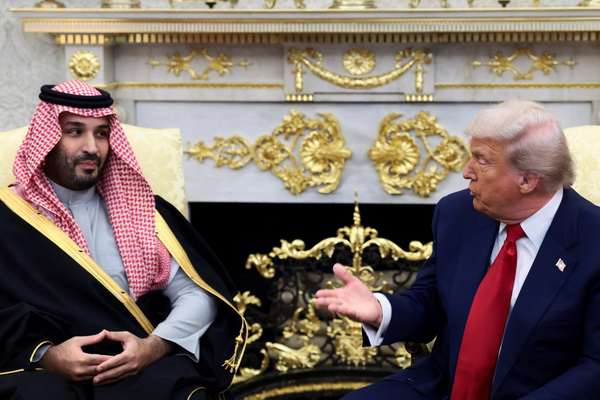 دونالد ترامپ: تهران در ظاهر مخالفت میکند اما بهشدت خواهان توافق است
