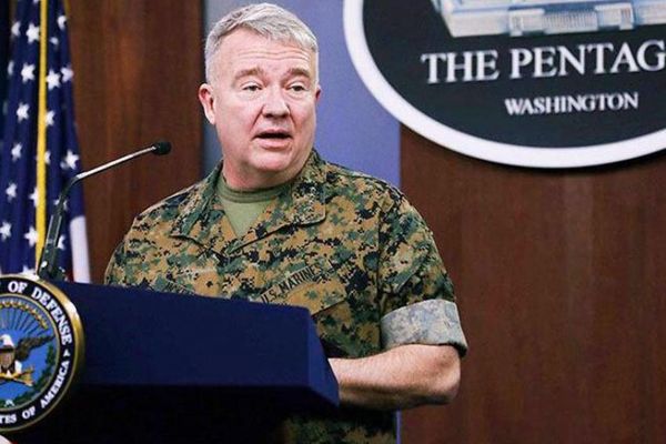 قائد القيادة المركزية الأميركية: مستعدون للخيار العسكري.. إذا فشلت المفاوضات مع إيران