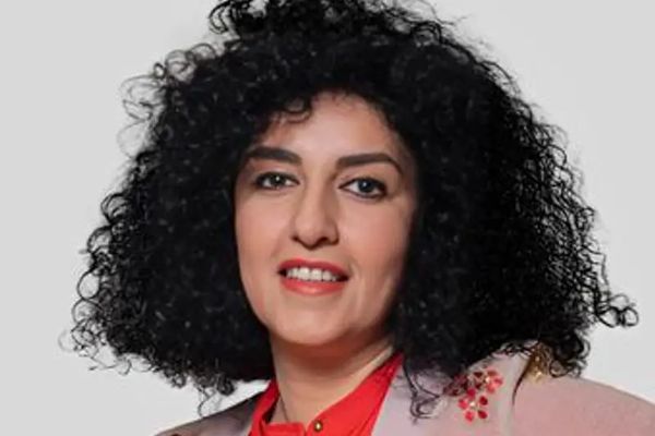 ناشطة سجينة تدعو الأمين العام للأمم المتحدة إلى تجريم العنصرية ضد النساء في إيران