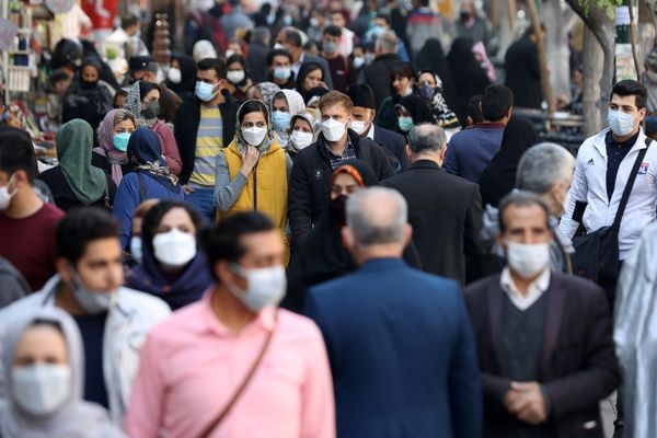 Former Diplomats Discuss Iran's Outlook For 2050