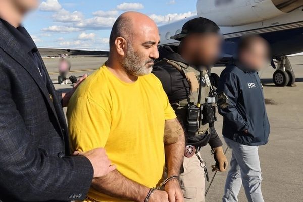 إيراني يواجه 9 تهم في أميركا بعد تسليمه من بنما