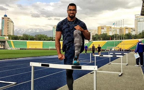 ملیپوش پیشین دوومیدانی:برای آزادی لازم نیست آسمان و زمین را بخرید، فقط خودتان را نفروشید