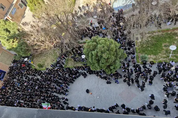 تجمعهای اعتراضی دانشجویان در چهلم جاویدنامان انقلاب ملی، با شعار «مرگ بر خامنهای» و «جاوید شاه»