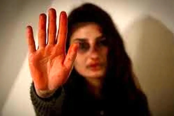 بدافع الشرف أو الخلافات العائلية.. مقتل 7 فتيات ونساء على يد أقاربهن خلال 6 أيام في إيران