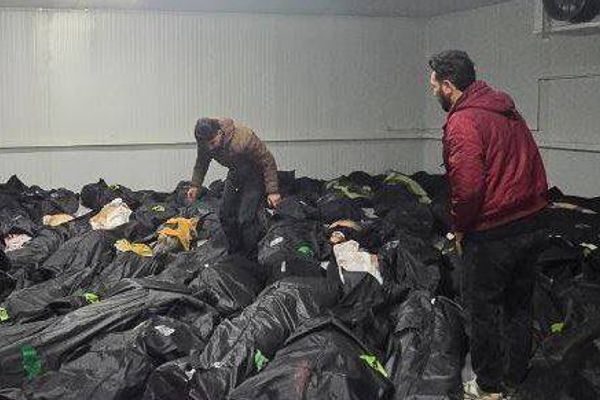 انجمن جراحی لاپاروسکوپی ایران: فشار بر کادر درمان جان بیماران را به خطر میاندازد