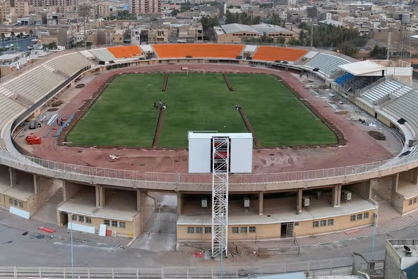 ترس جمهوری اسلامی از گسترش اعتراضات به استادیومها؛ فولادهرمزگان-استقلال بدون تماشاگر شد