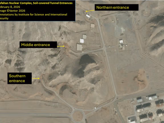 واینت: تهران برای کاهش احتمال تخریب ناشی از حمله، ورودی سایت هستهای اصفهان را مسدود کرد