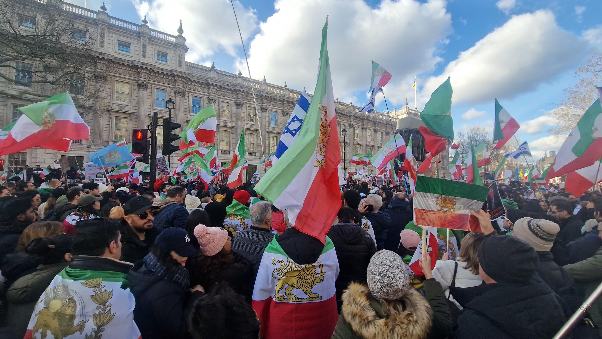 تجمع ایرانیان در لندن