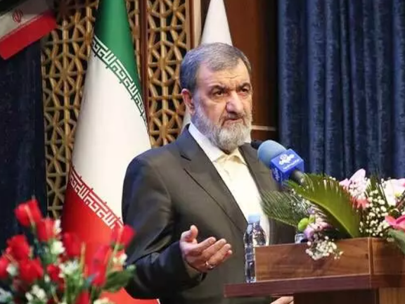 محسن رضایی: ترامپ هم بیاید فقط سال اول یک قیافهای خواهد گرفت