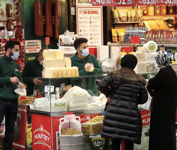 دولت اردوغان: تورم در ترکیه به ۷۳.۵ درصد رسید؛ اقتصاددانان مستقل: تورم ۱۶۰ درصد است