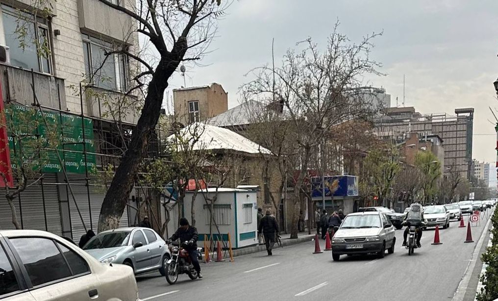 A checkpoint in Tehran 