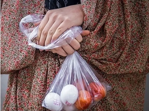 مواطنون إيرانيون لـ"إيران إنترناشيونال": الأرز اختفى من موائدنا بعد اختفاء اللحوم والدجاج