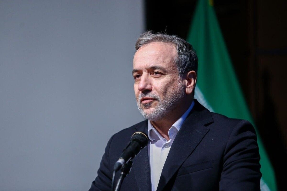 عباس عراقچی: هرگز از حق توسعه فناوری هسته‌ای و غنی‌سازی عدول نخواهیم کرد