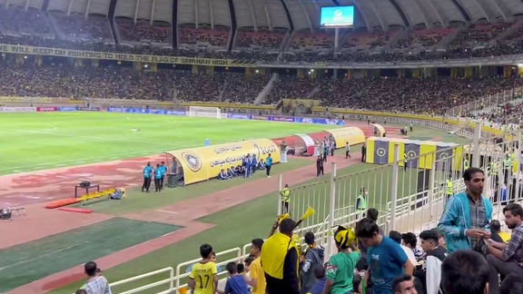 شبکه الاخباریه: تیم الاتحاد به دلیل وجود نمادهای سیاسی ورزشگاه را ترک کرد
