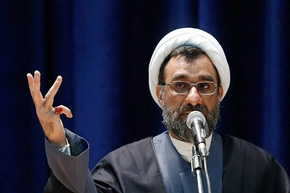 دبیر شورای عالی انقلاب فرهنگی: بعضی کشف حجاب میکنند و گمان دارند زیباتر جلوه میکنند