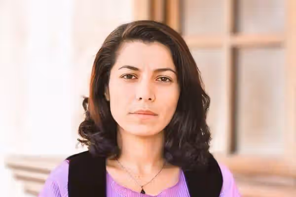 وریشه مرادی، زندانی سیاسی، پس از احضار به دادگاه انقلاب: دادگاه را به رسمیت نمیشناسم