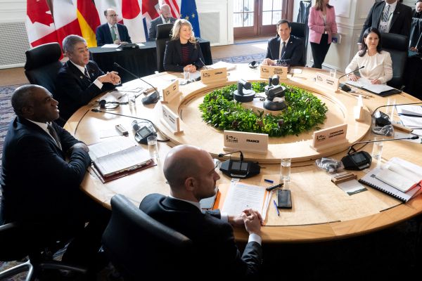 "مجموعة السبع": إيران تهدد استقرار المنطقة ويجب منعها من امتلاك الأسلحة النووية