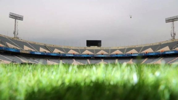 زیر سایه اعتراضات سراسری مردم ایران؛ سومین هفته متوالی لیگ برتر فوتبال بدون تماشاگر