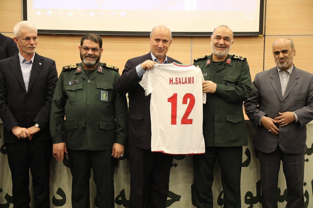 مهدی تاج بالاخره به کانادا رسید