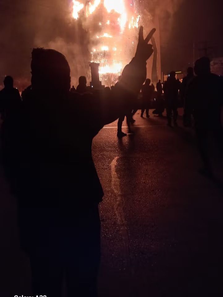 Protester arrested alive, executed as family sought bail, witness says