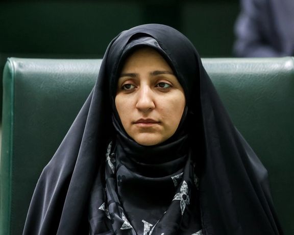 معاون پزشکیان: برنامه ماست که به خانوادهها کمک کنیم فرزندانشان را برای حجاب متقاعد کنند