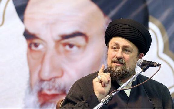 نوه روحالله خمینی: دشمنان امید مردم ایران را هدف قرار گرفتهاند