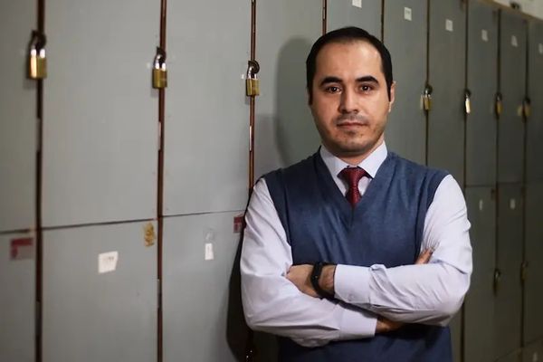 Iranian Dissident Hossein Ronaghi Again Detained by Authorities