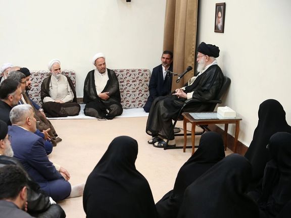 المرشد الإيراني يعترف بالمقاطعة غير المسبوقة للانتخابات.. ويزعم: المقاطعون ليسوا ضد النظام