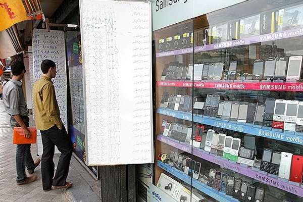 Iran’s Internet Penetration Rate Has Reached 122%